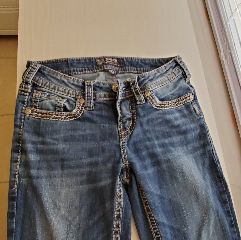 Jeans - Picture 2 of 5